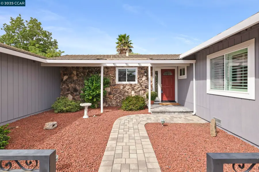 1152 Via Doble, Concord, CA 94521 - Image #2