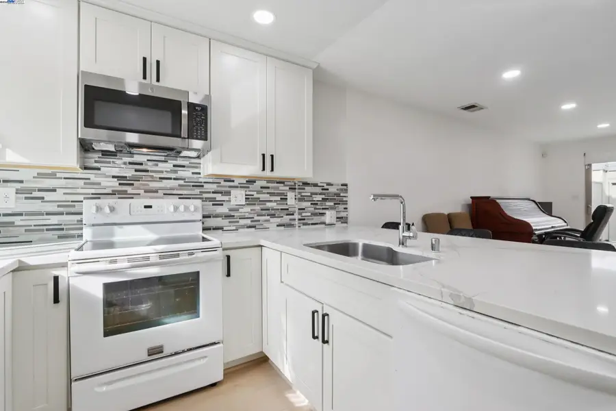 3523 Oleander Ave, Alameda, CA 94502 - #3