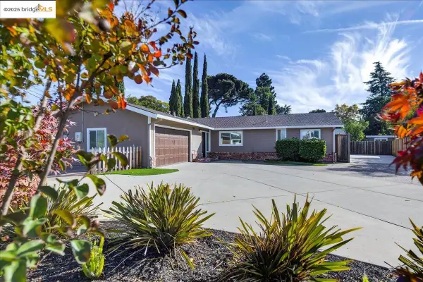 3862 Walnut Ave, CONCORD, CA 94519