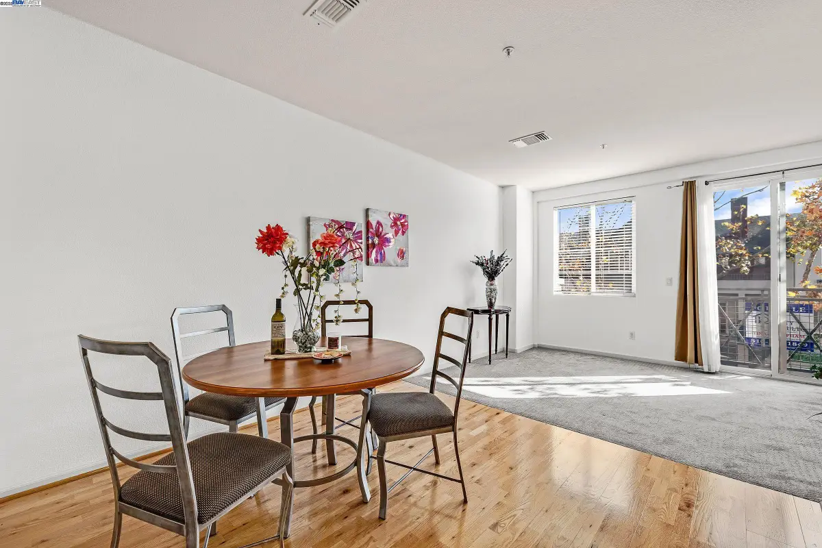 710 City Walk Pl  #4, Hayward, CA 94541 - Image #1