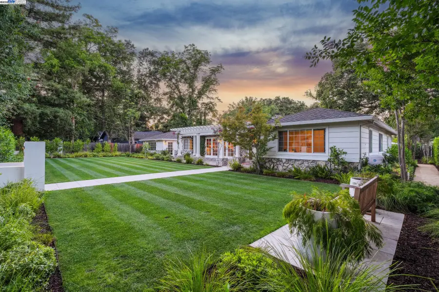 55 Cora Ct, Walnut Creek, CA 94597 - Image #2