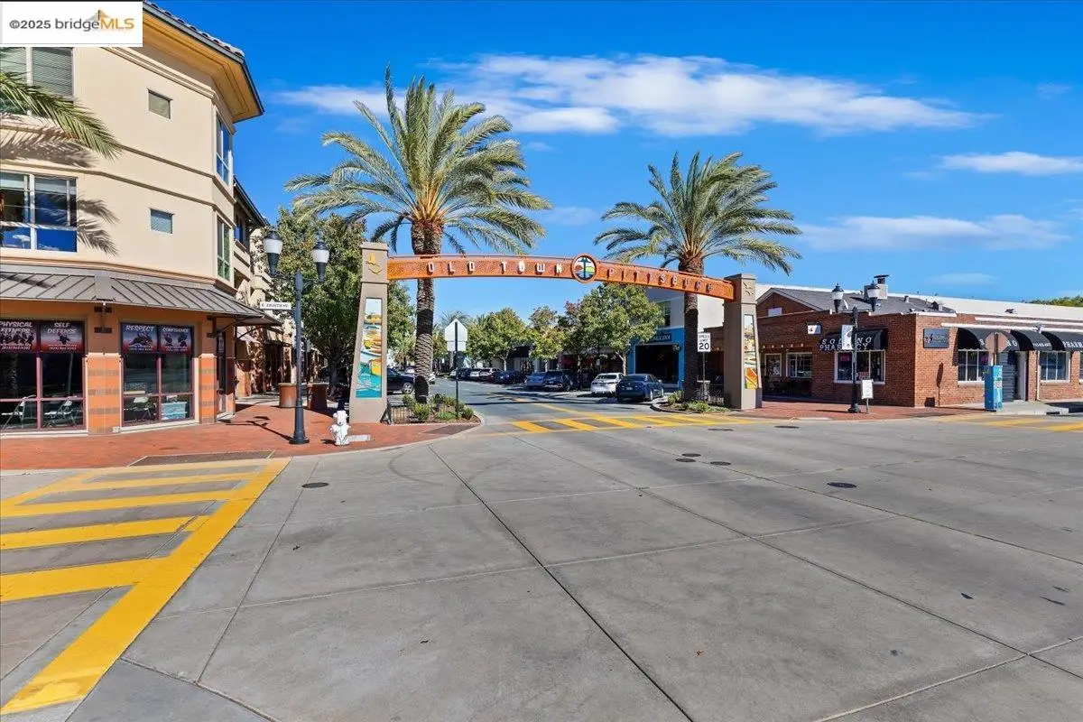 88 6Th St  #215, Pittsburg, CA 94565 - Image #1