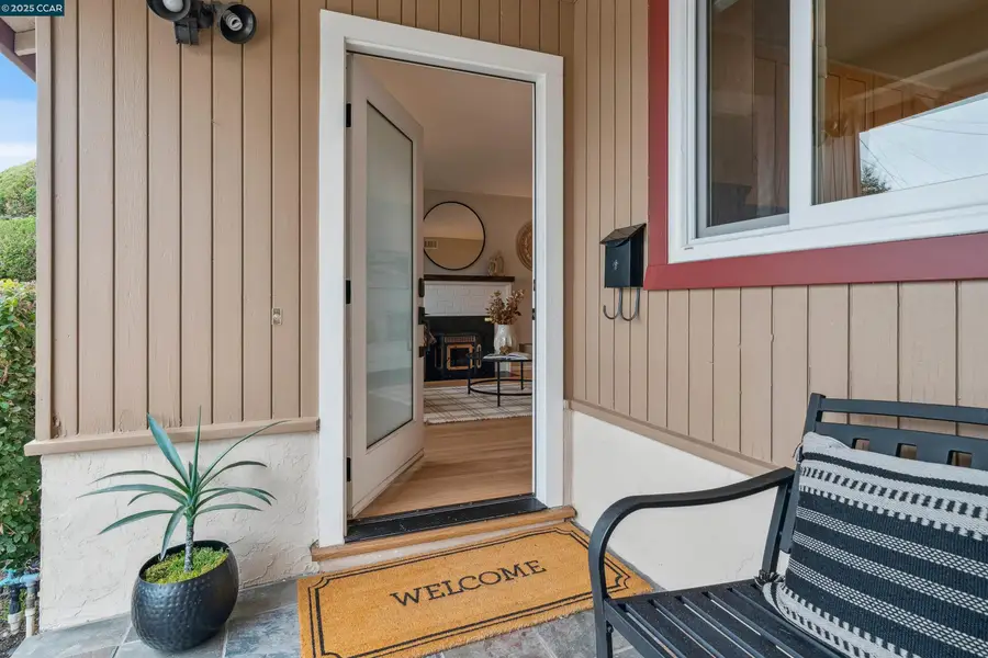 3141 Deseret Dr, Richmond, CA 94803 - Image #3