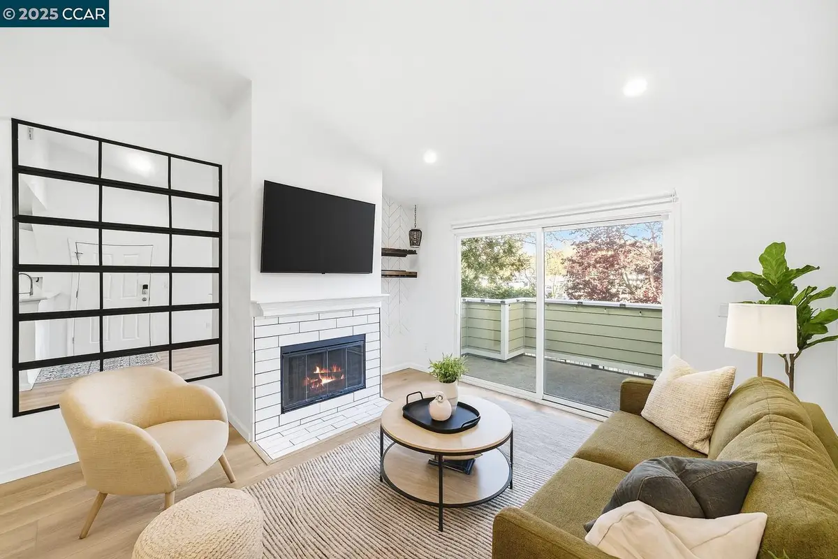 130 Reflections Dr  #28, San Ramon, CA 94583 - Image #1