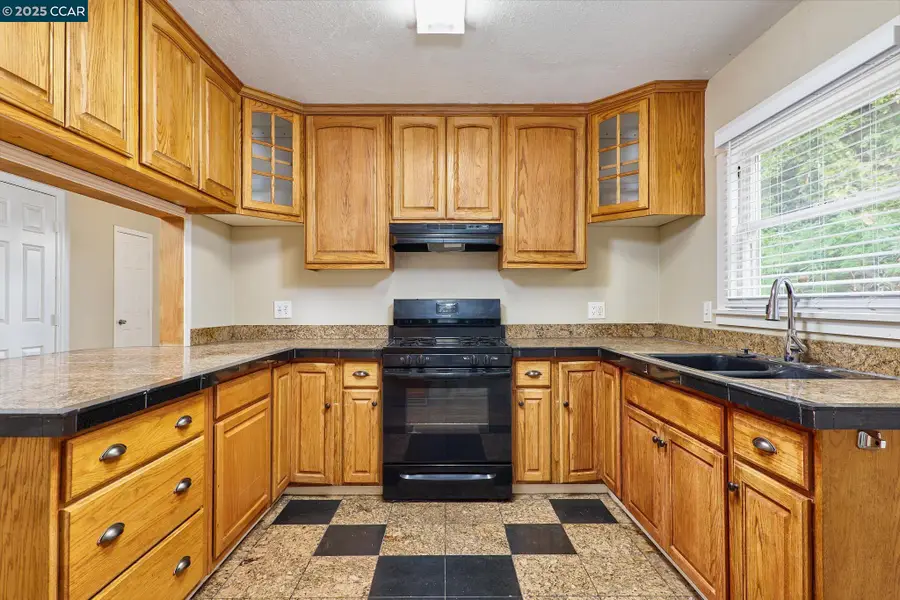 135 5Th St, Rio Vista, CA 94571 - Image #3