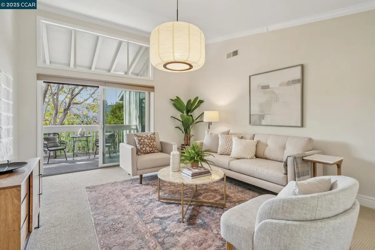 870 Terra California Dr  #5, Walnut Creek, CA 94595 - Image #1