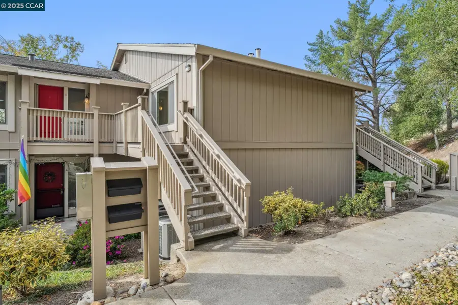870 Terra California Dr  #5, Walnut Creek, CA 94595 - Image #3