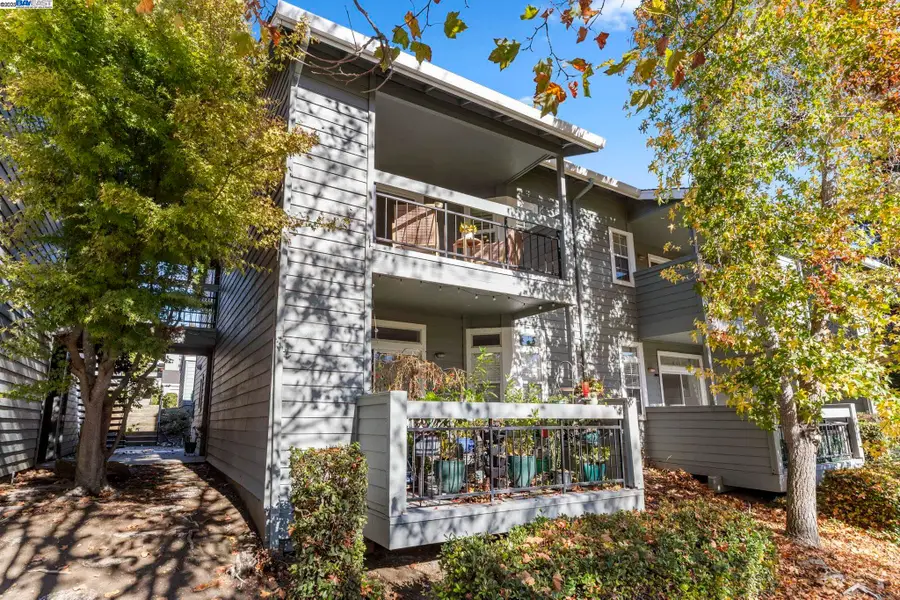 8170 Mountain View Dr  #F, Pleasanton, CA 94588 - Image #3