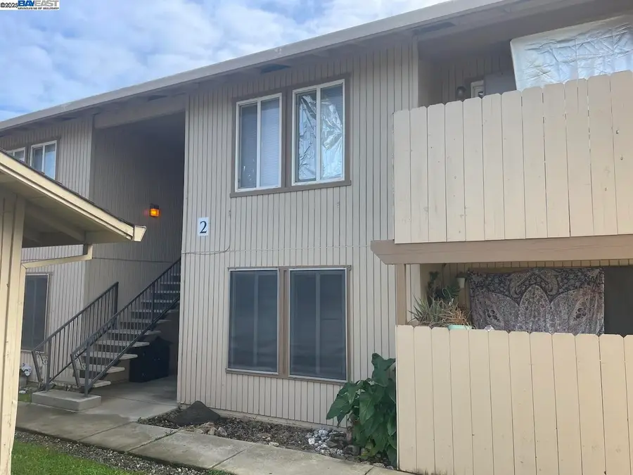 266 Yolo St, Willows, CA 95988 - #3