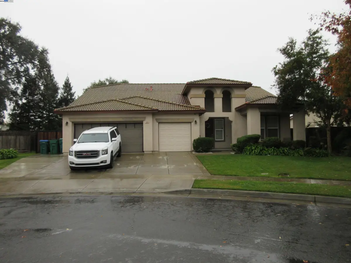 2644 Swainsons Hawk St, Stockton, CA 95209 - Image #1