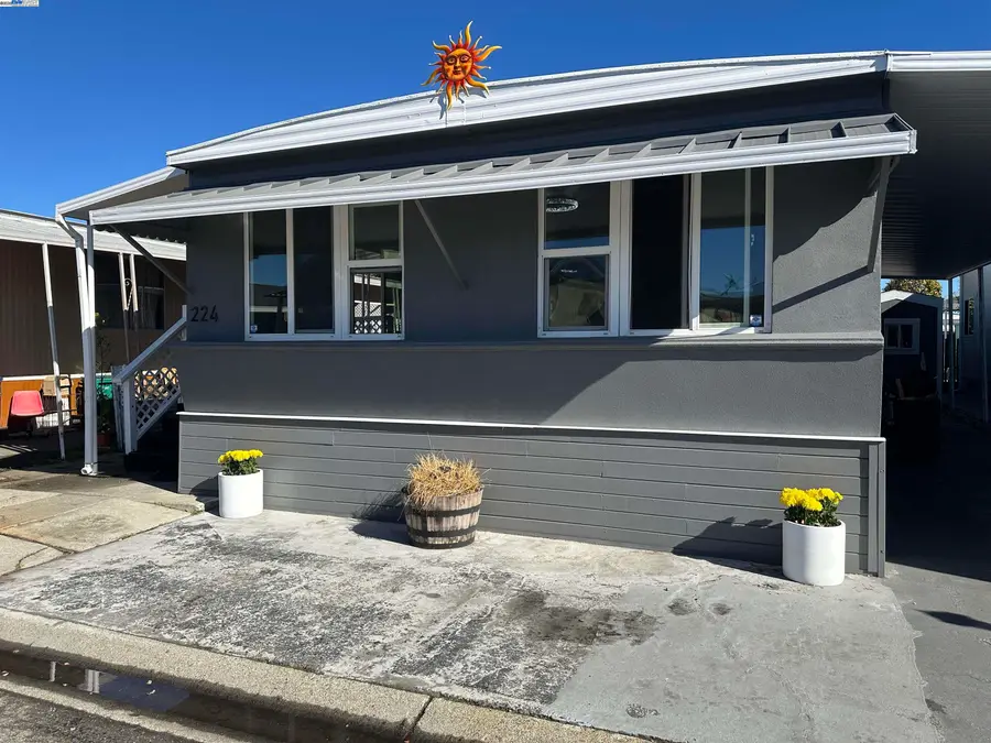 1200 Winton Ave  #224, Hayward, CA 94545 - Image #2