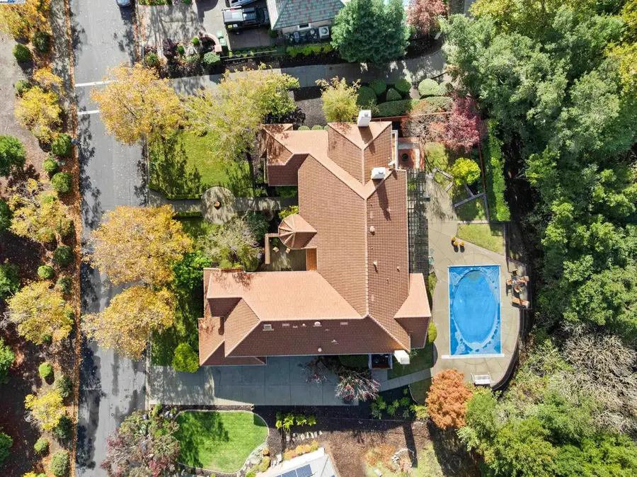 3146 Blackhawk Meadow Dr, Danville, CA 94506 - Image #3