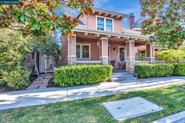 2036 Serra Ln, HERCULES, CA 94547