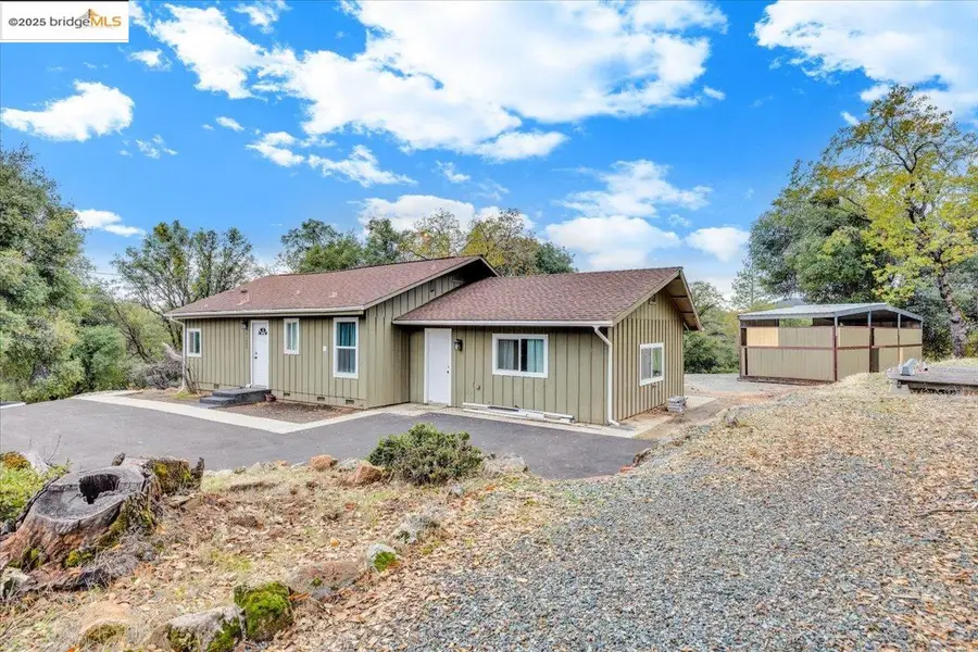 21980 Montgomery Rd, Sonora, CA 95370 - Image #2