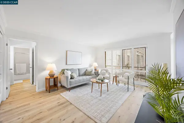 4 Commodore Drive  #D335, EMERYVILLE, CA 94608