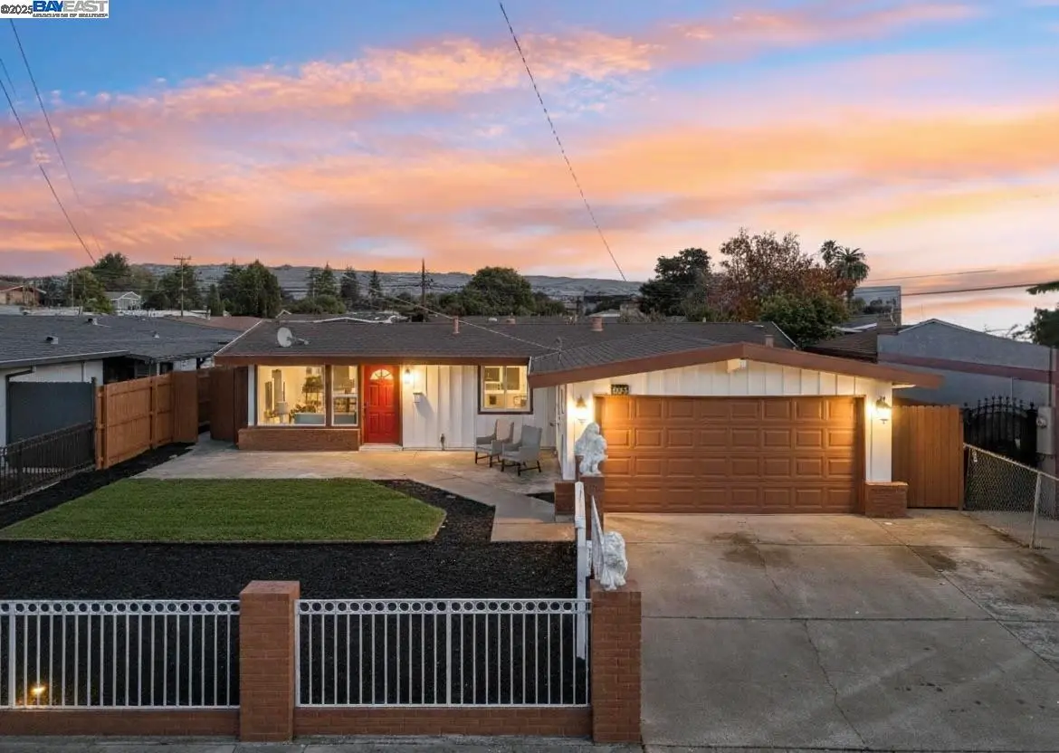 27480 Calaroga Ave, Hayward, CA 94545 - Image #1