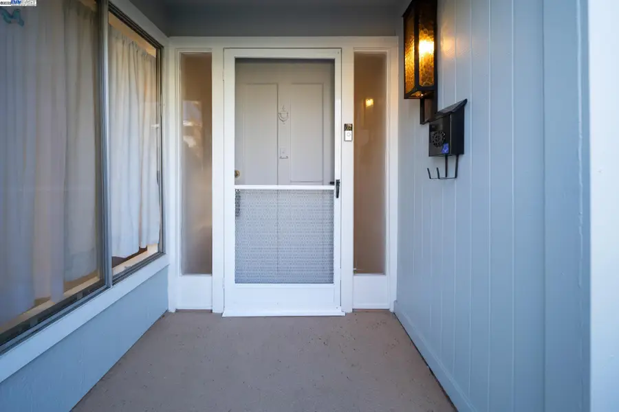 1708 Golden Rain Road  #3, Walnut Creek, CA 94595 - Image #3