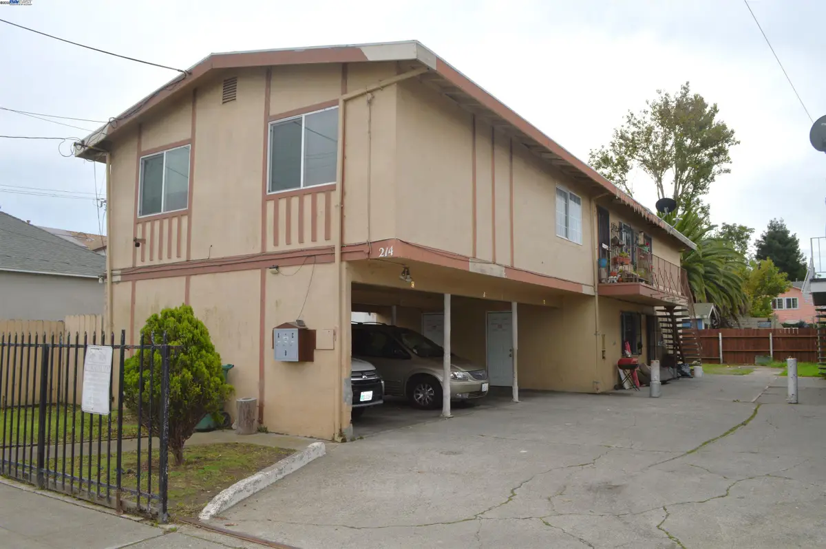 214 Barrett Ave, Richmond, CA 94801 - Image #1