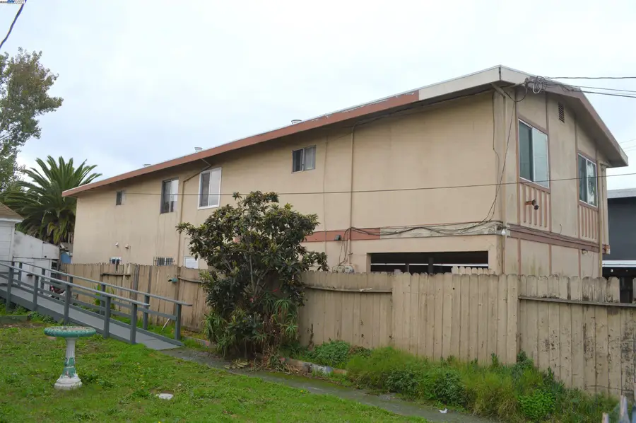 214 Barrett Ave, Richmond, CA 94801 - Image #3