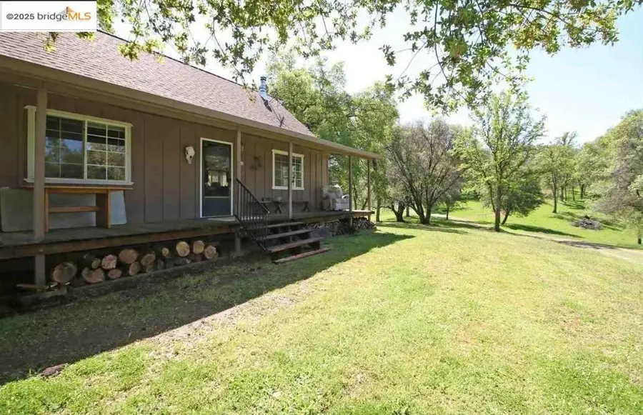 16551 Wards Ferry Rd, Groveland, CA 95370 - #2