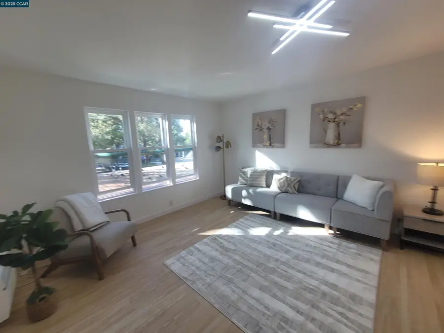 375 Camelback Rd  #23, Pleasant Hill, CA 94523 - Image #2