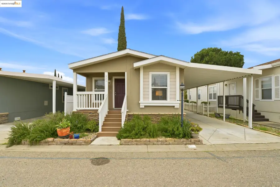 16711 Marsh Creek Rd  #111, Clayton, CA 94517 - Image #2