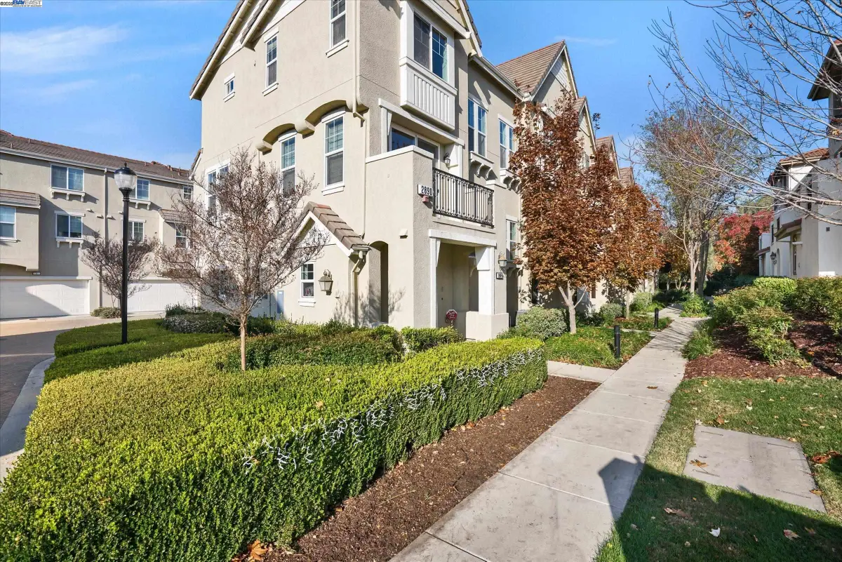 2890 Kew Ave  #14, Livermore, CA 94551 - Image #1
