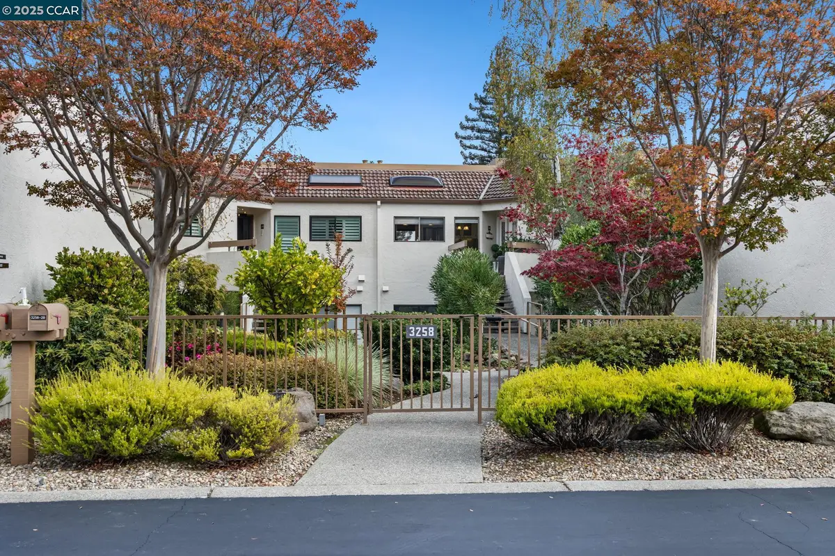 3258 Ptarmigan Dr  #3B, Walnut Creek, CA 94595 - Image #1