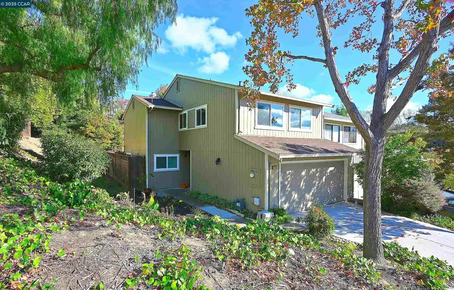 2514 Fern Leaf Ln, Martinez, CA 94553 - Image #2
