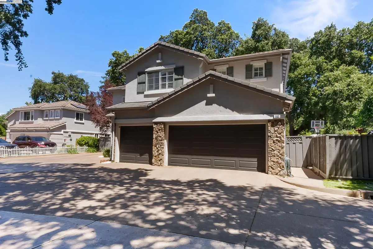 192 Mayhew Way, Walnut Creek, CA 94597 - Image #1