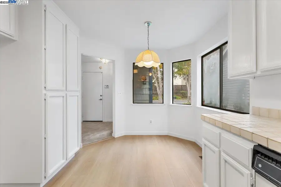 303 Delmonte Way, Pinole, CA 94564 - Image #3