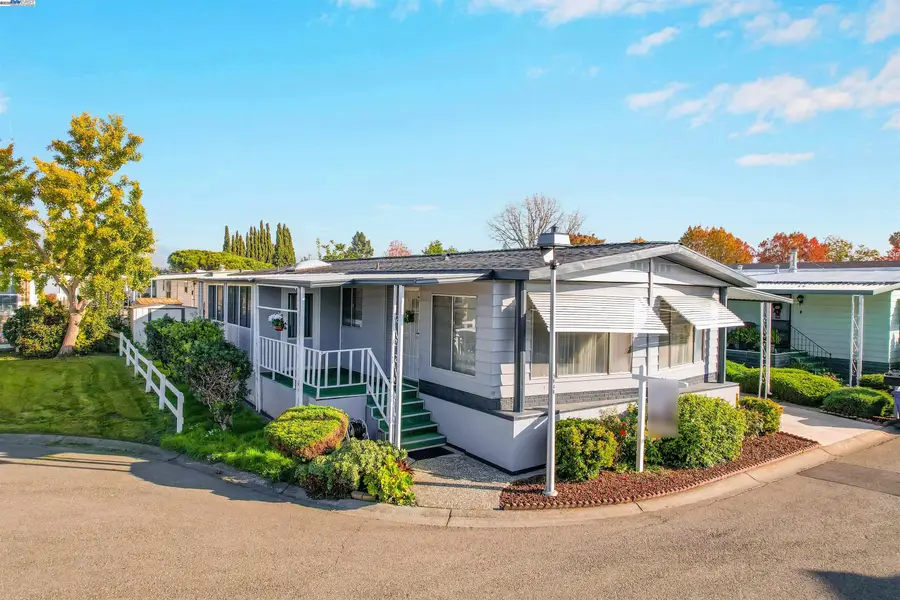 29050 WESTMINSTER, Hayward, CA 94544 - Image #2