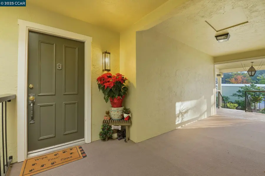 3120 Ptarmigan Dr.  #3, Walnut Creek, CA 94595 - Image #2