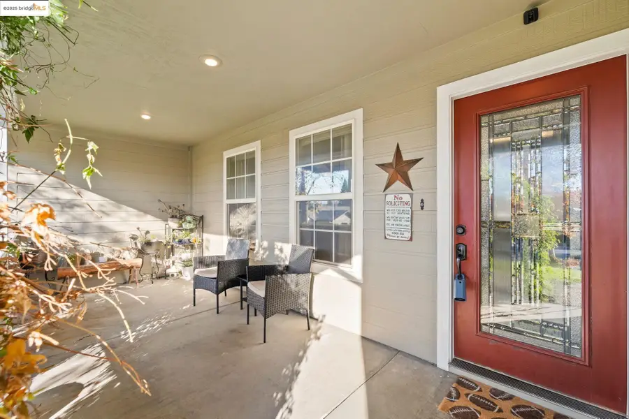 17517 Wild Oak Dr, Jamestown, CA 95327 - Image #2