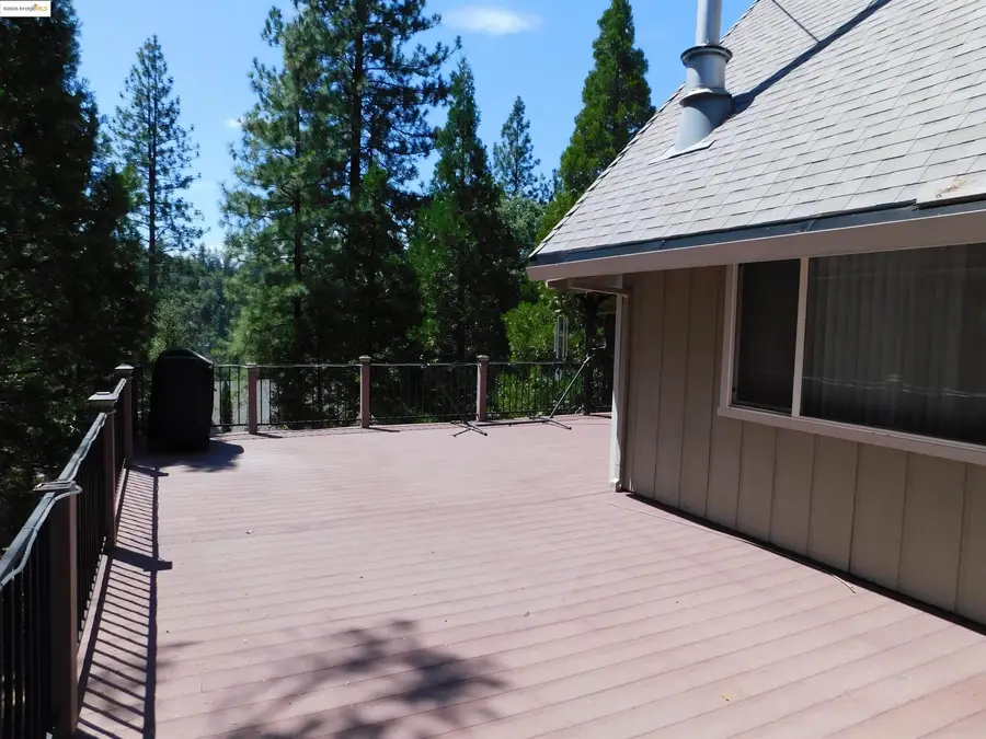 20704 Point View, Groveland, CA 95321 - Image #2