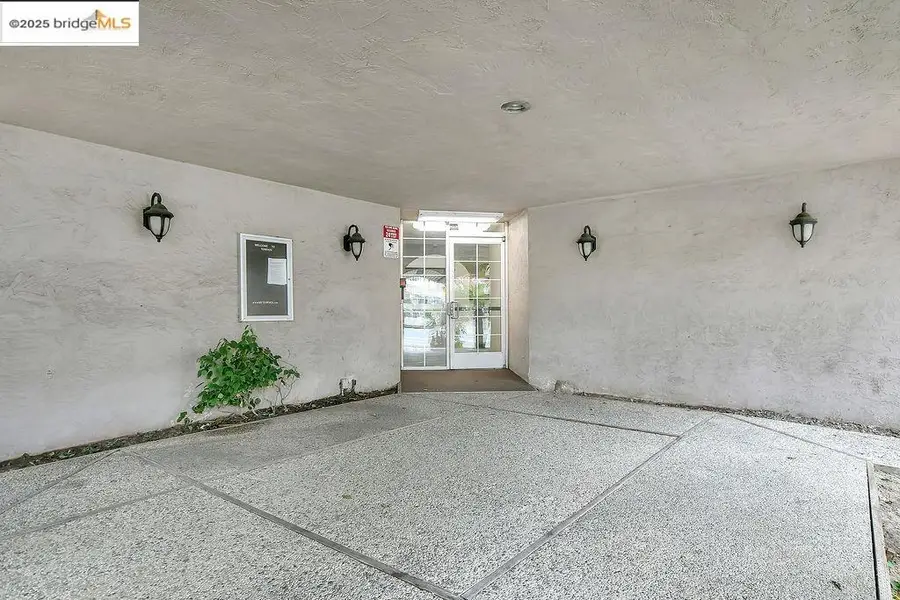 1699 Laguna Street  #311, Concord, CA 94520 - Image #3