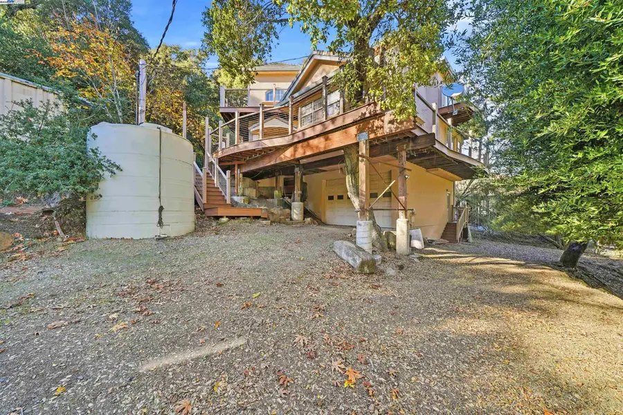 36215 Palomares Rd, Castro Valley, CA 94552 - Image #3