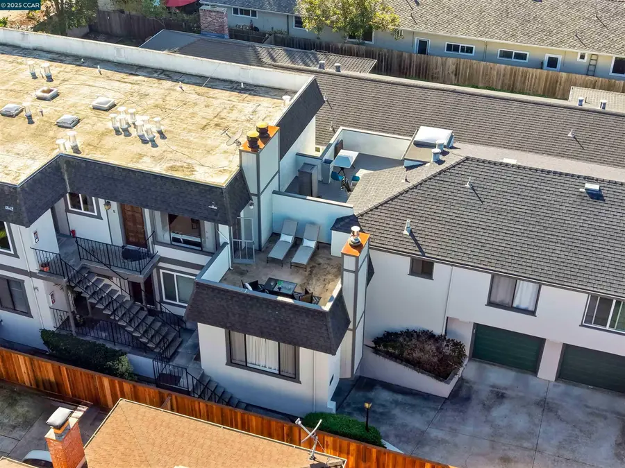 115 Hobart Ave  #E, San Mateo, CA 94402 - Image #3