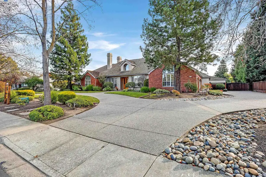 2215 Chardonnay Way, Livermore, CA 94550 - Image #3