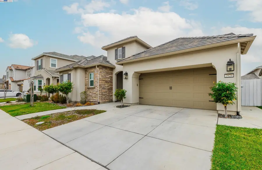 2929 Cammie Ln, Lodi, CA 95242 - Image #3