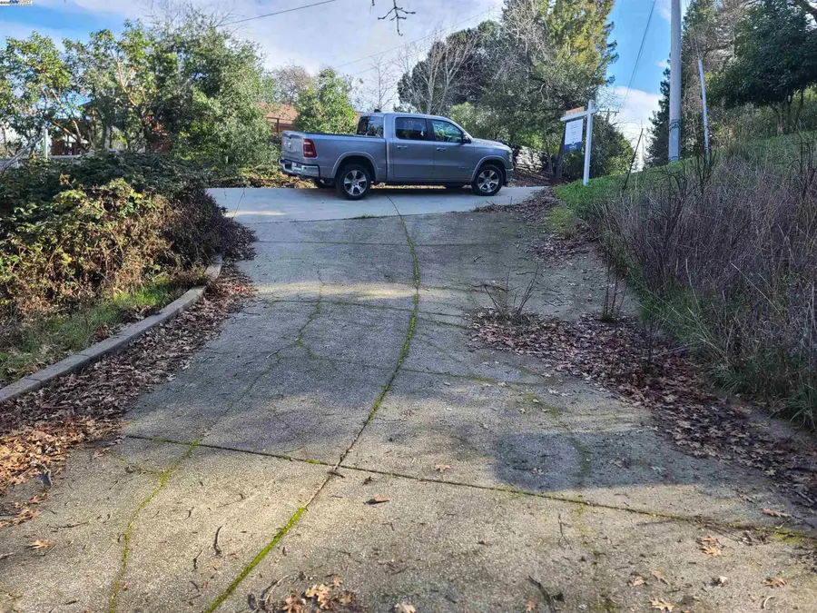 116 Ridgecrest Dr, Napa, CA 94558 - #2