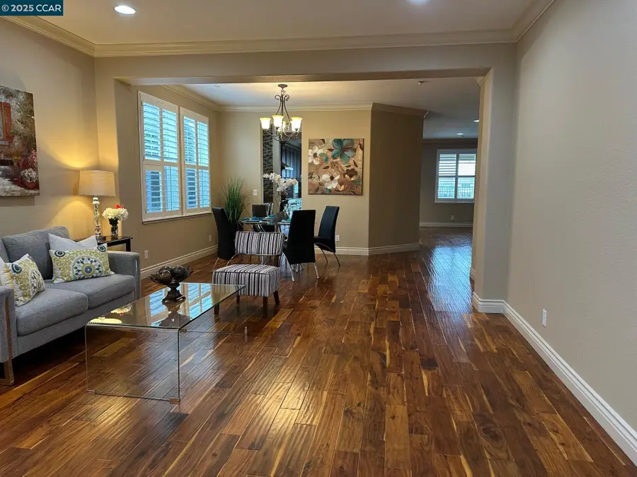 228 Mountain View Dr, Brentwood, CA 94513 - Image #2