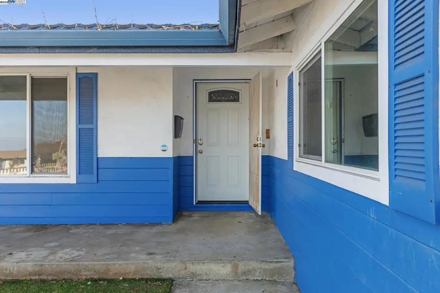 1273 Mcdonald Dr, Pinole, CA 94564 - Image #2