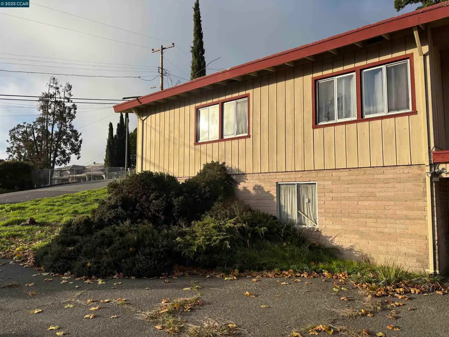 601 Napa Ave, Rodeo, CA 94572 - Image #3