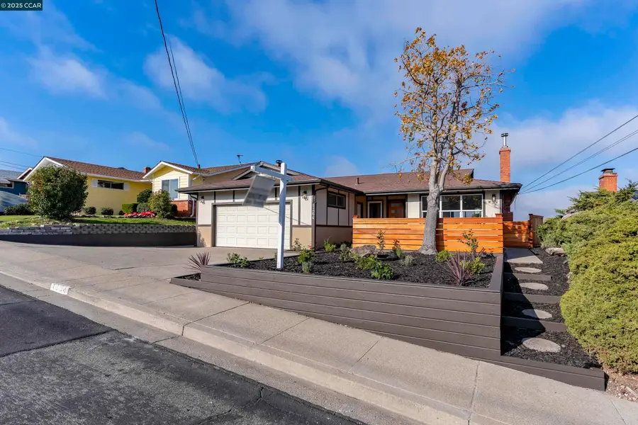 1264 Belfair Dr, Pinole, CA 94564 - Image #2