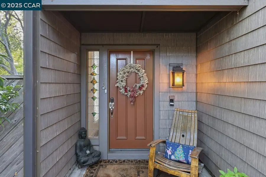 533 Monarch Ridge Dr, Walnut Creek, CA 94597 - Image #2