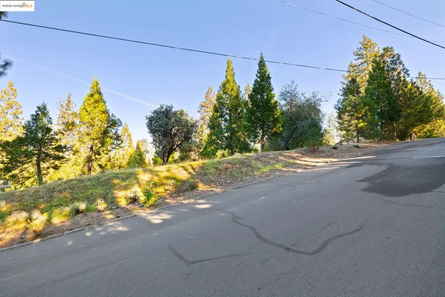 10/008 McKinley Wy, Groveland, CA 95321 - Image #2