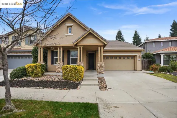 2324 Mendocino Dr, OAKDALE, CA 95361