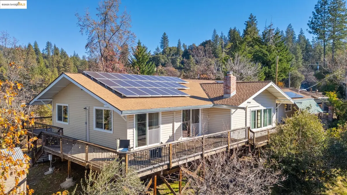 20330 Westview Dr, Tuolumne, CA 95379 - Image #1