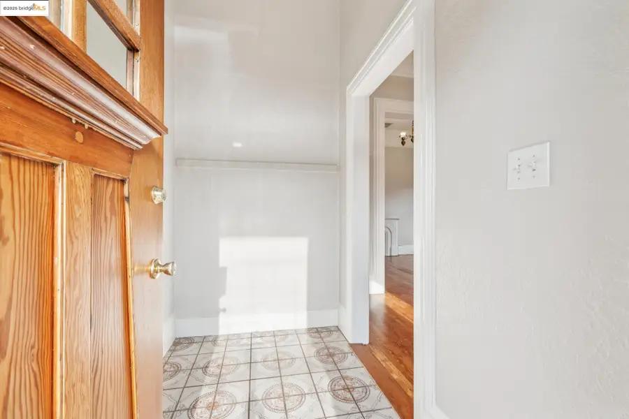 836 20th Street, Oakland, CA 94607 - #2